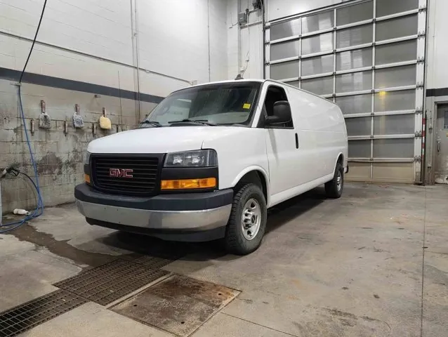 GMC Savana 2021 photo 4