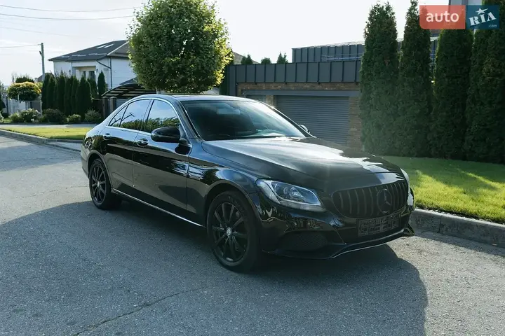 Mercedes-Benz C-Class 2017 photo 3