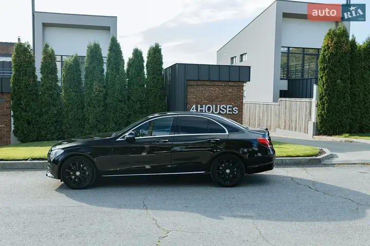 Mercedes-Benz C-Class 2017 photo 4