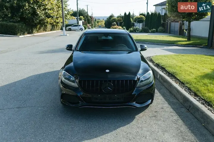 Mercedes-Benz C-Class