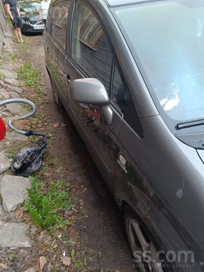 Toyota Corolla Verso 2007 photo 3