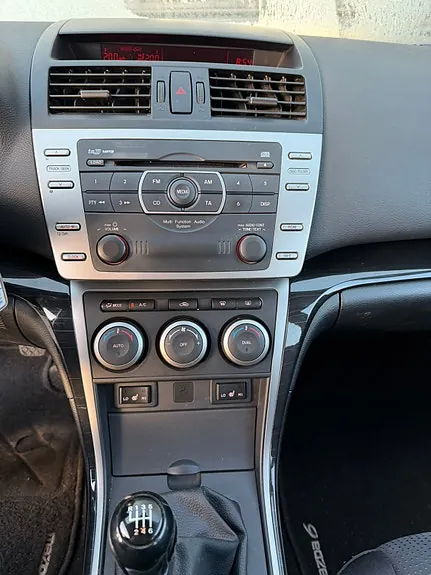 Mazda 6 2010 photo 5