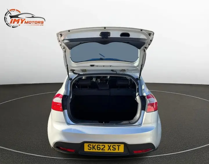 Kia Rio 2012 photo 3