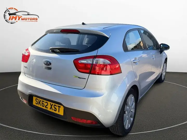 Kia Rio 2012 photo 4