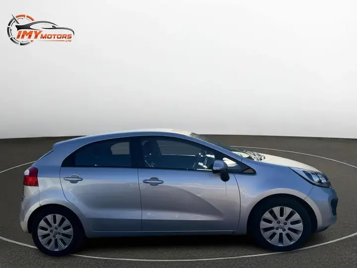 Kia Rio 2012 photo 5