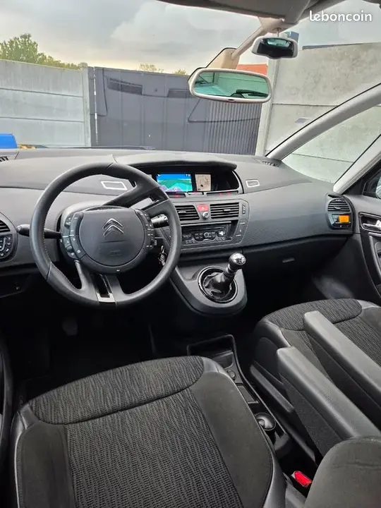 Citroen C4 Picasso 2013 photo 3