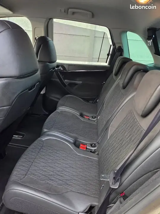 Citroen C4 Picasso 2013 photo 4