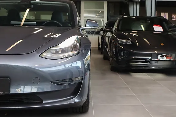 Tesla Model 3 2020 photo 4