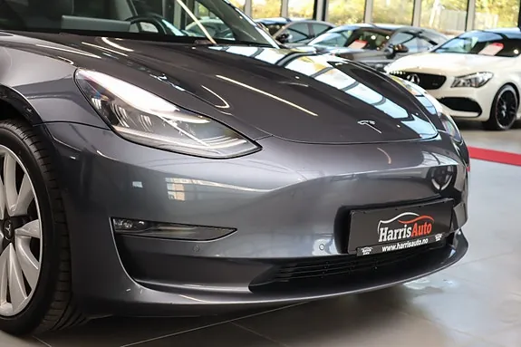 Tesla Model 3 2020 photo 2