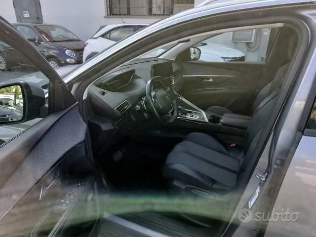 Peugeot 3008 2021 photo 5