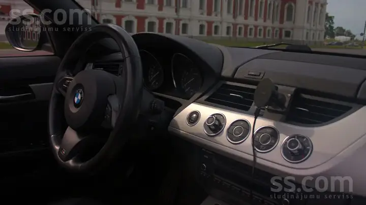 BMW Z4 2012 photo 5