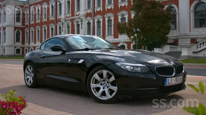 BMW Z4 2012 photo 4