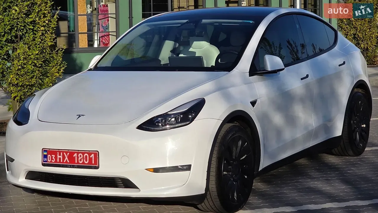 Tesla Model Y