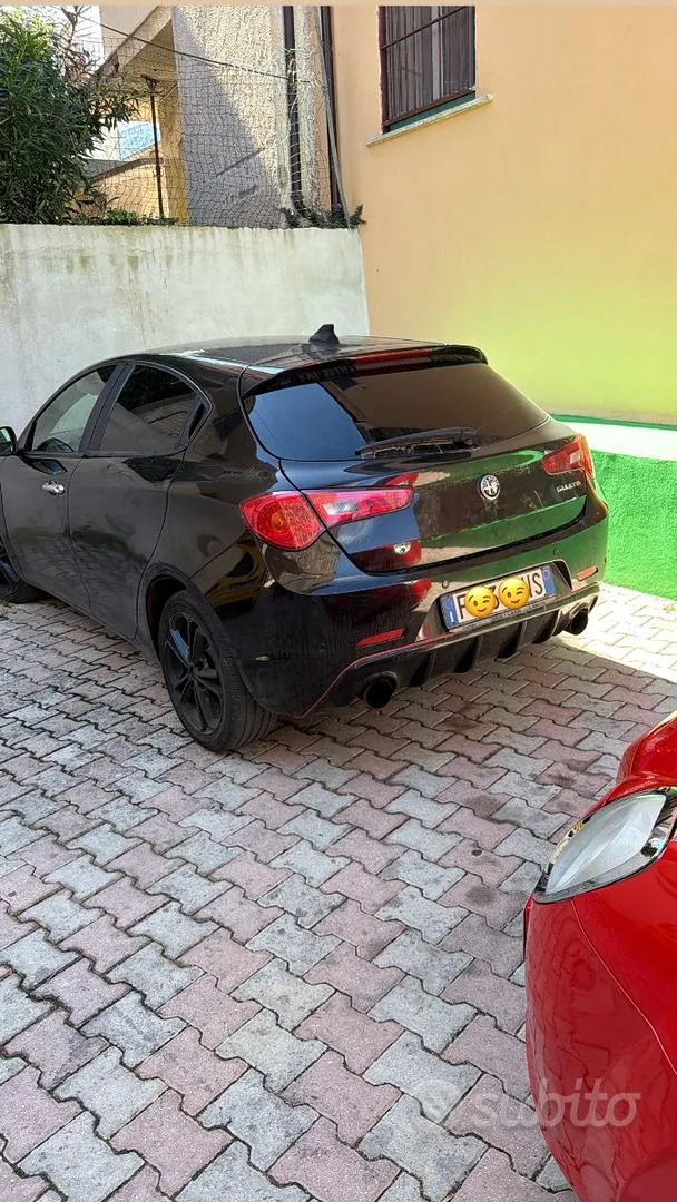 Alfa Romeo Giulietta 2016 photo 2