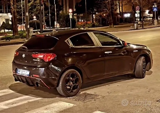 Alfa Romeo Giulietta 2016 photo 4