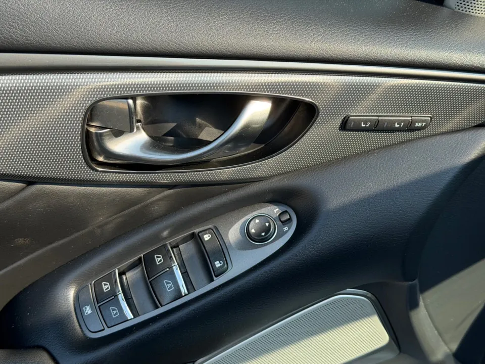 Infiniti Q50 2018 photo 5