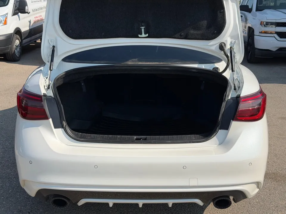 Infiniti Q50 2018 photo 4
