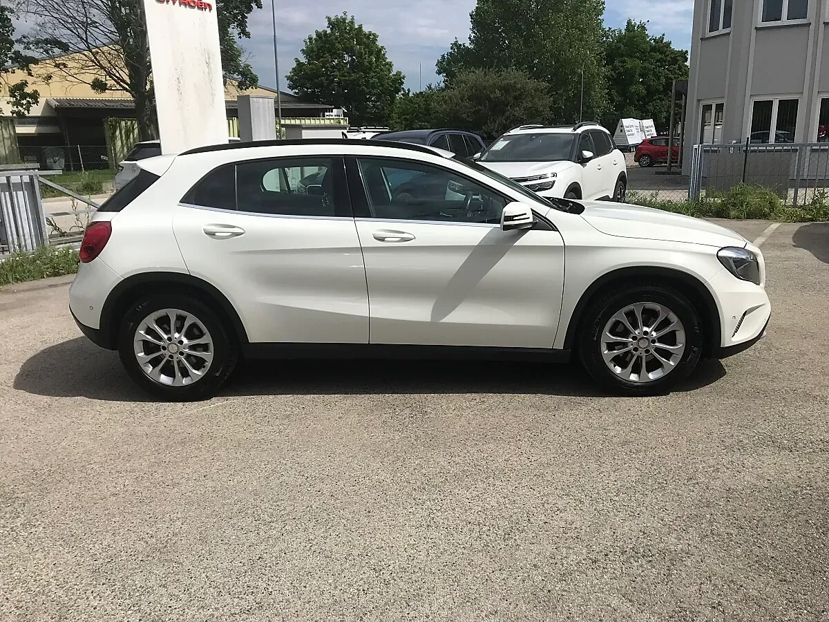 Mercedes-Benz Gla Class 2016 photo 3