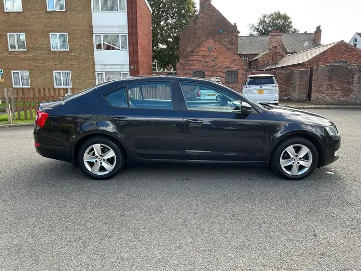 Skoda Octavia 2016 photo 5