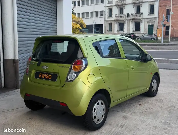 Chevrolet Spark 2011 photo 3