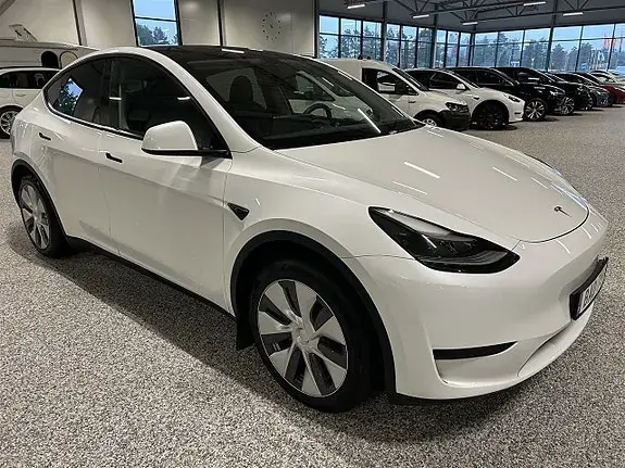 Tesla Model Y 2023 photo 5