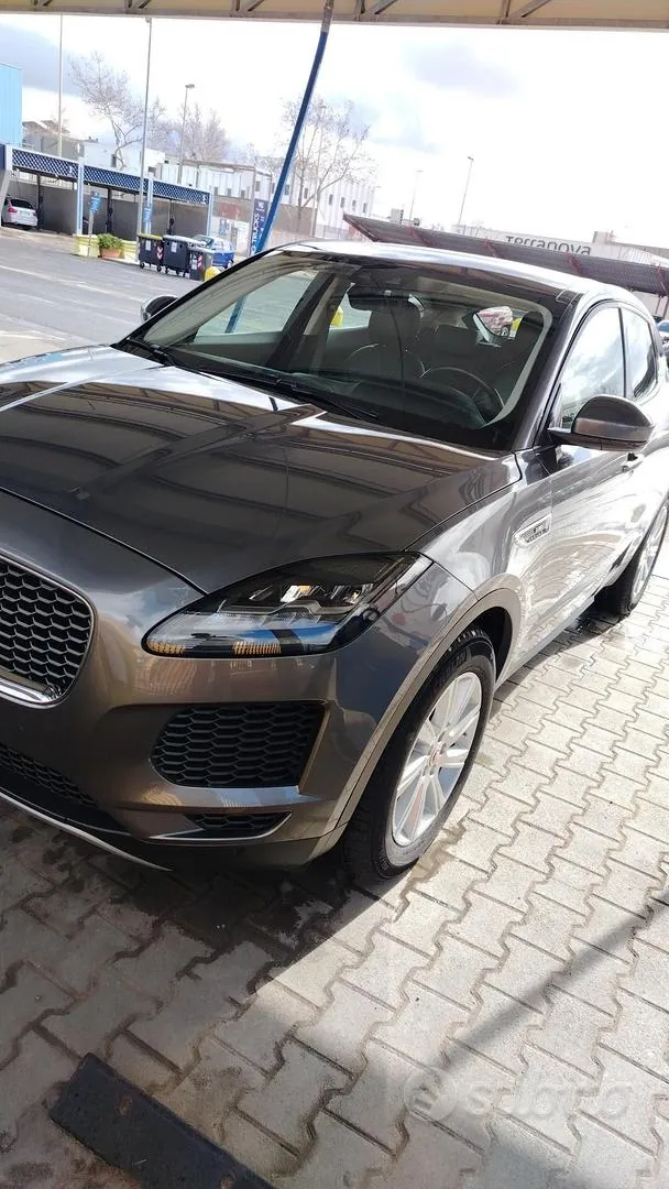 Jaguar E-Pace