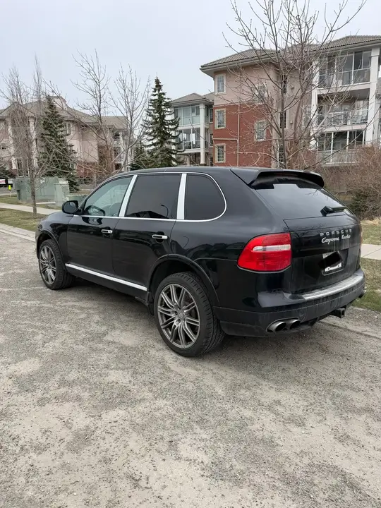 Porsche Cayenne 2008 photo 2