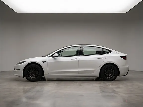 Tesla Model 3 2024 photo 3