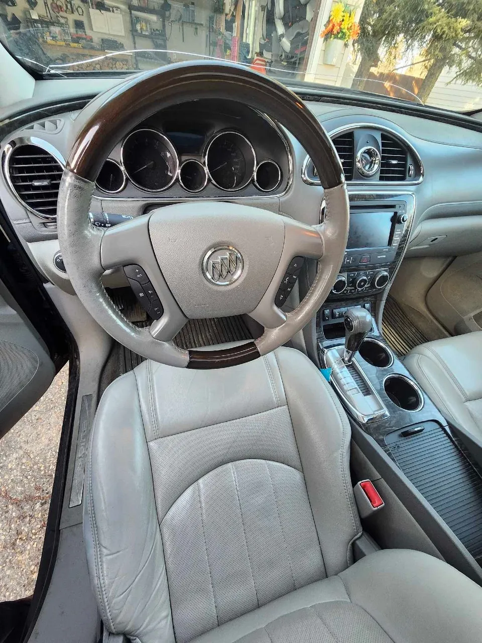 Buick Enclave 2013 photo 5