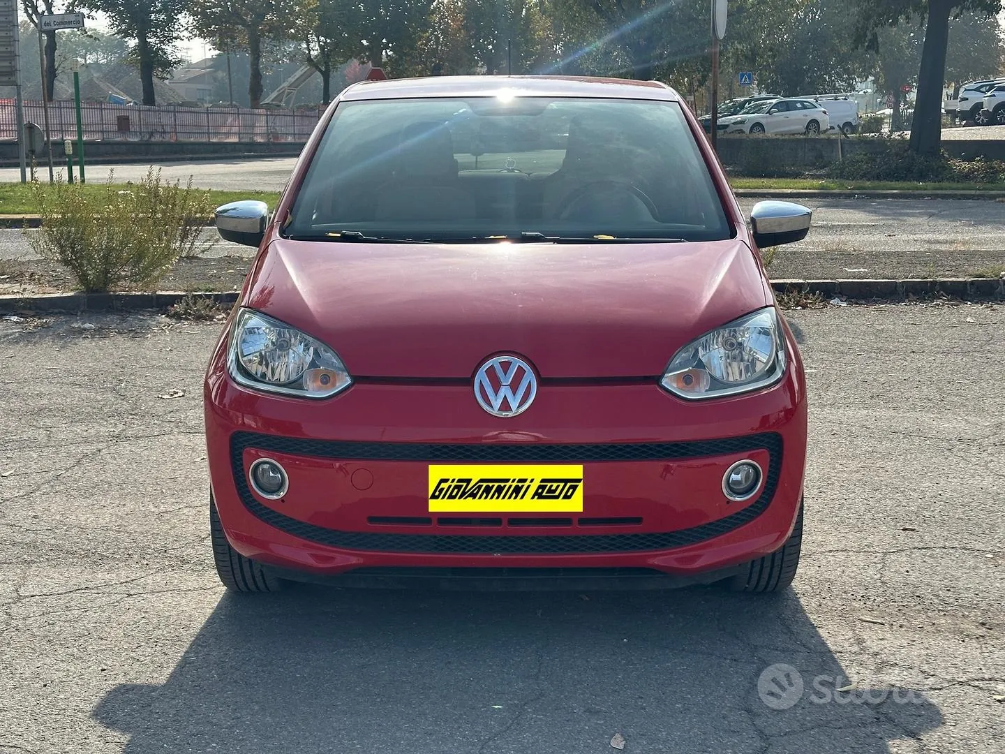 Volkswagen Up 2015 photo 2