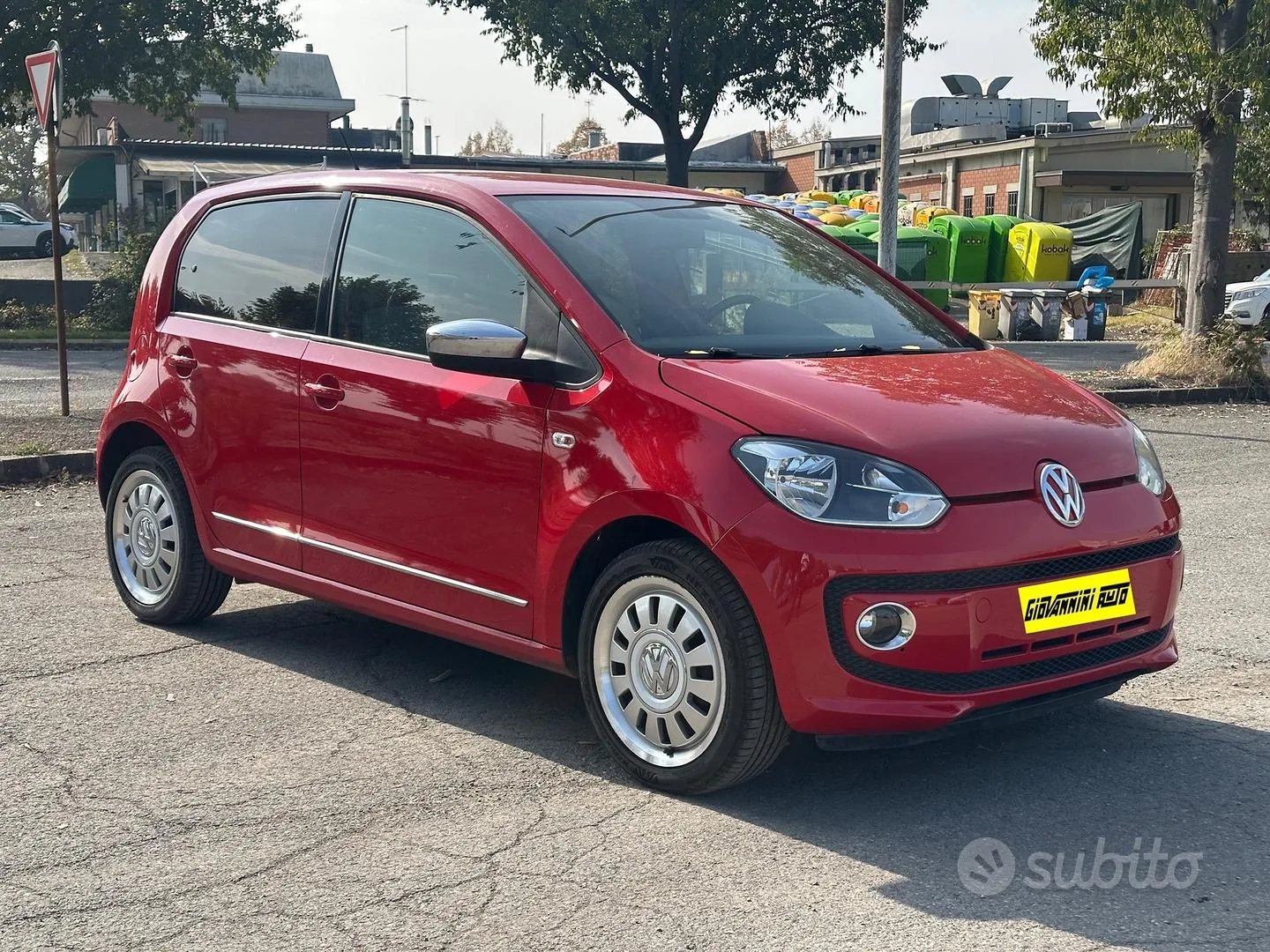 Volkswagen Up 2015 photo 3