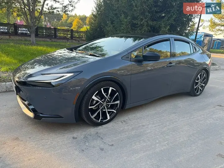 Toyota Prius 2025 photo 5