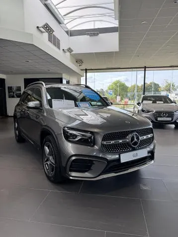 Mercedes-Benz Glb 2025 photo 2