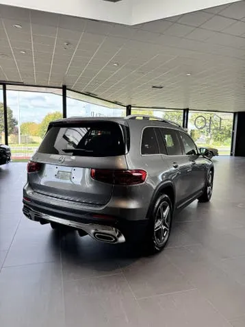 Mercedes-Benz Glb 2025 photo 3