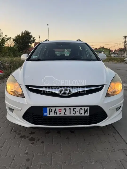 Hyundai I30 2010 photo 3