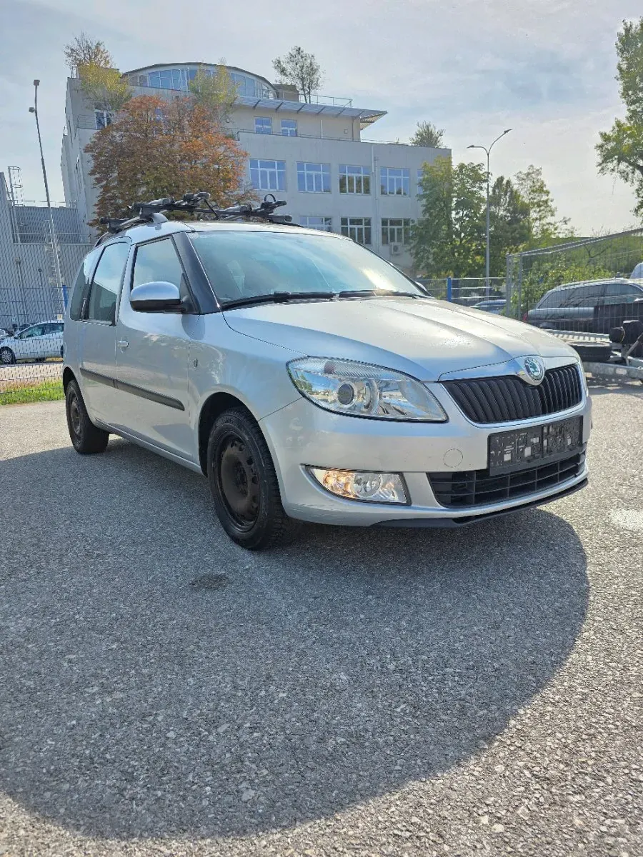 Skoda Roomster 2013 photo 3