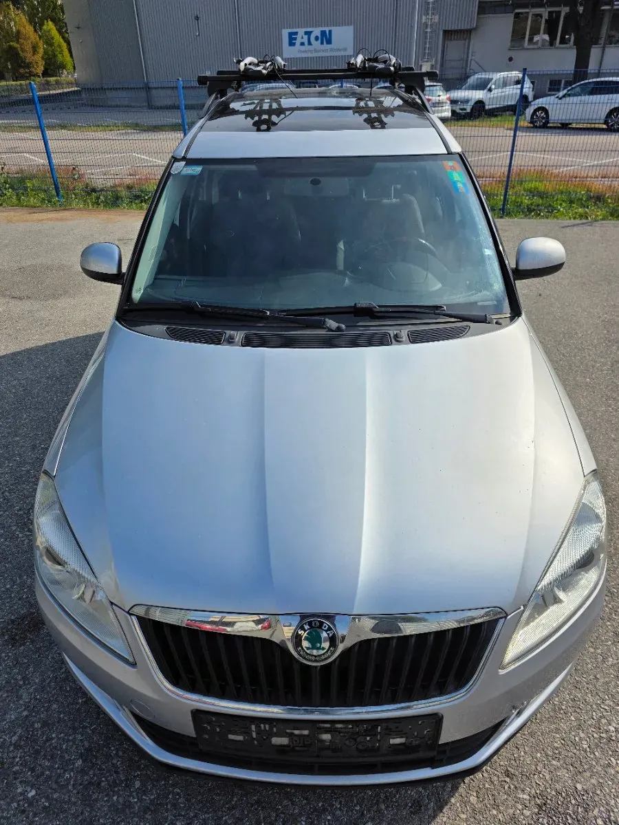 Skoda Roomster 2013 photo 2