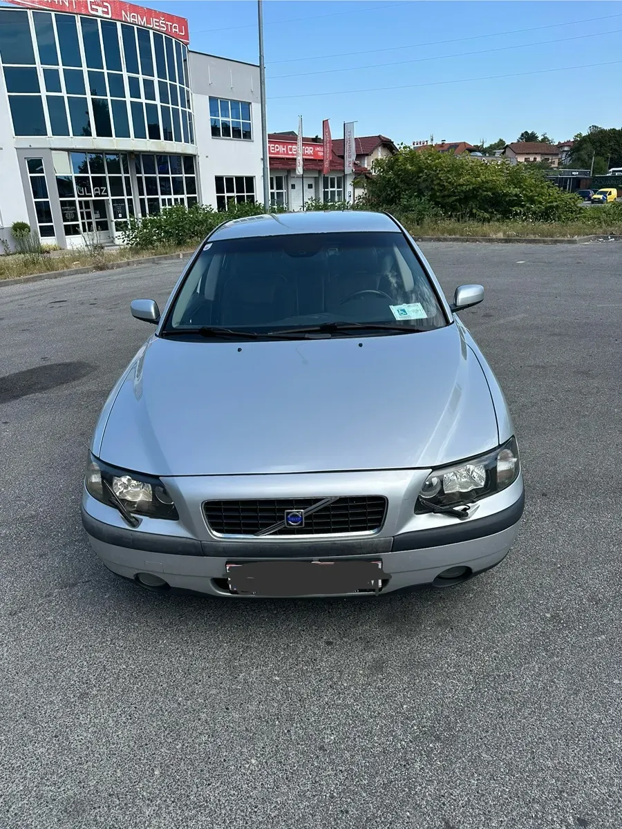 Volvo S60 2003 photo 2