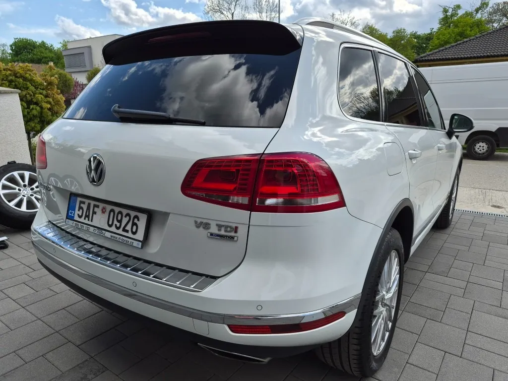 Volkswagen Touareg Ii 2016 photo 3