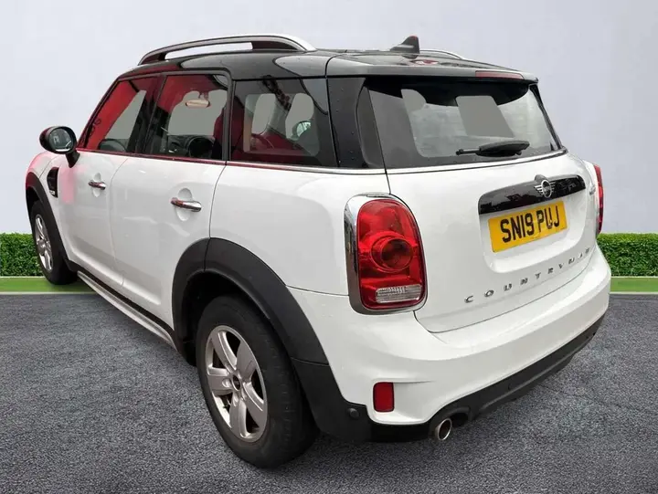 Mini Countryman 2019 photo 2