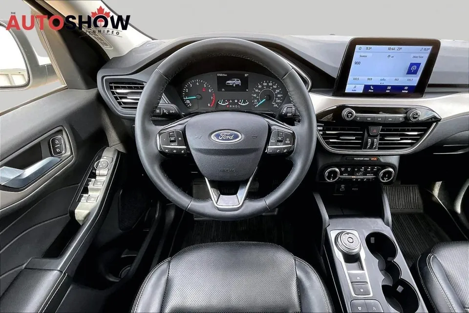 Ford Escape 2022 photo 3