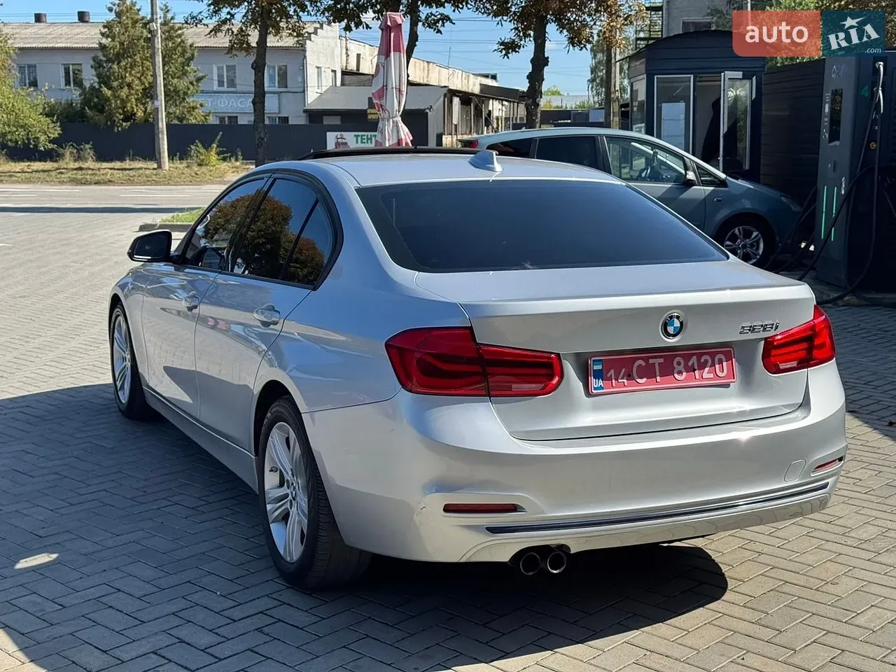 BMW 3 Series 2015 photo 3