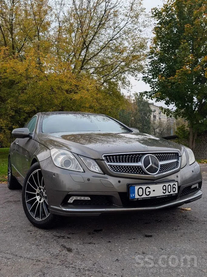 Mercedes-Benz E350