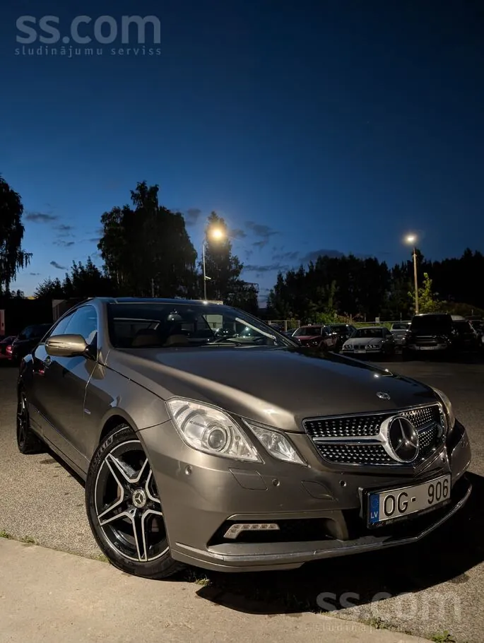 Mercedes-Benz E350 2009 photo 3