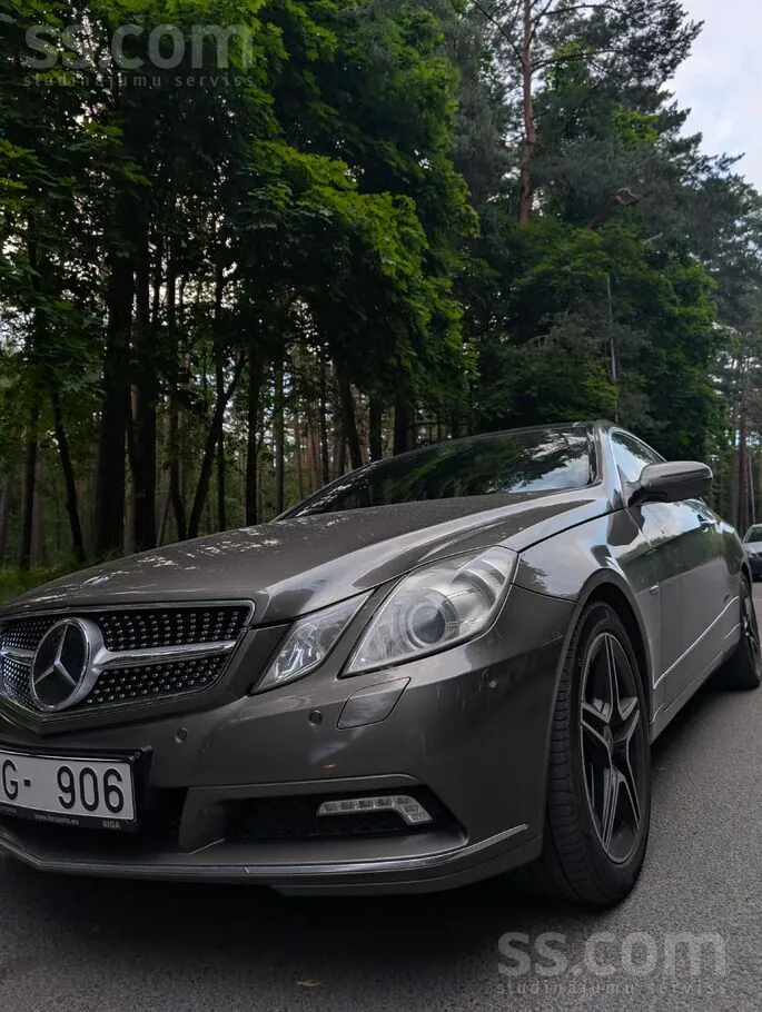 Mercedes-Benz E350 2009 photo 2