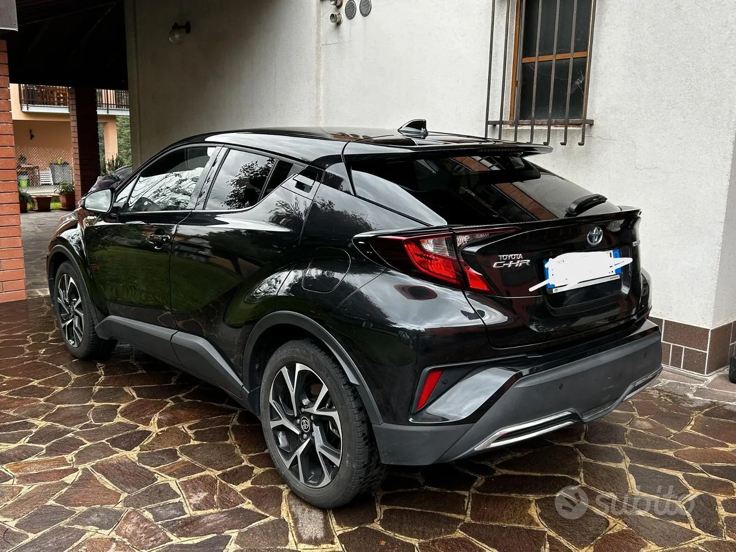 Toyota C-Hr 2021 photo 2