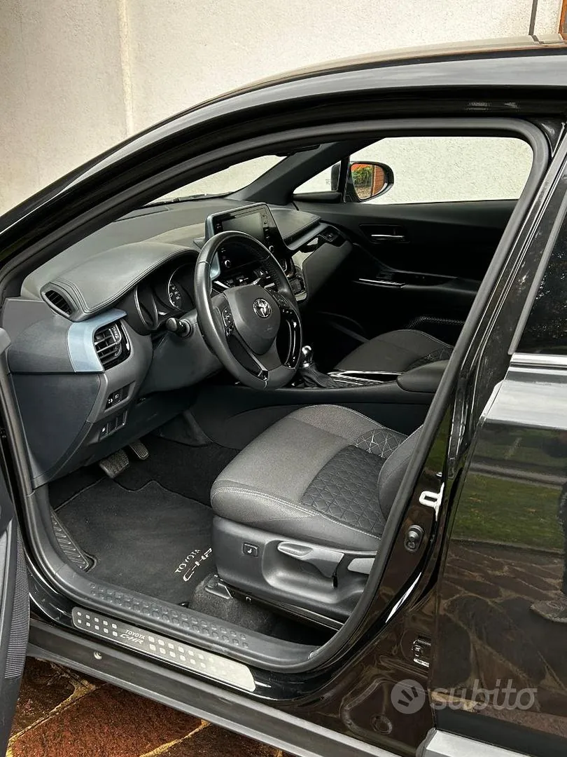 Toyota C-Hr 2021 photo 3