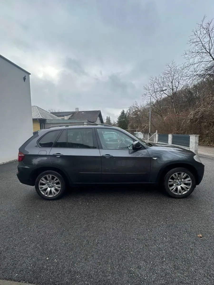 BMW X5 2013 photo 2