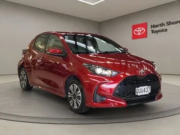 Toyota Yaris 2024 photo 2