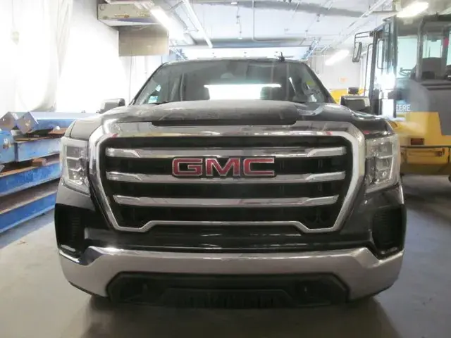 GMC Sierra 1500 2022 photo 2